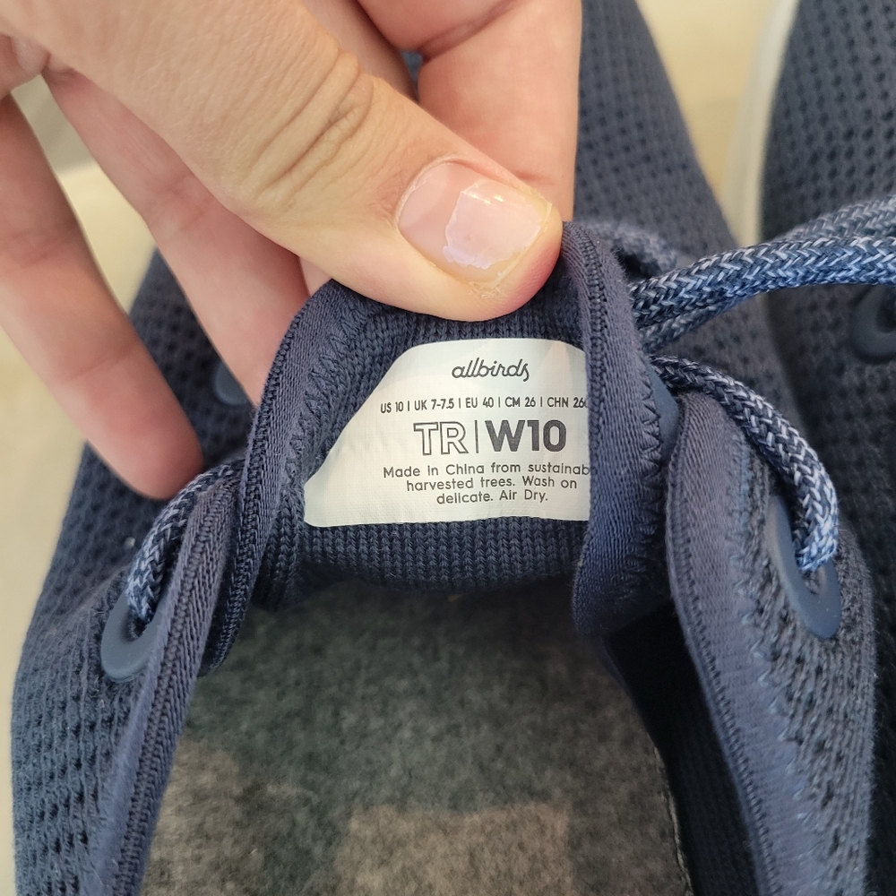 Allbirds Tree Runners - Picture 2 of 4